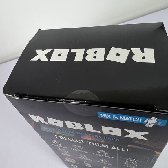ROBLOX Deluxe Mystery Pack Series 1 Destined To Fail Tax Collector - SEALED - Picture 5 of 10